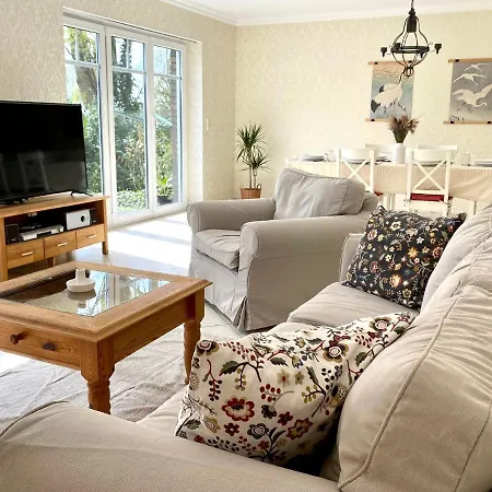 Ostsee*ferienhaus Landidyll Mit Grossem Garten Dom wakacyjny